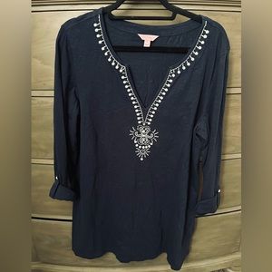 **SOLD** XL Lilly Pulitzer tunic style top in navy with beaded detail. VGUC